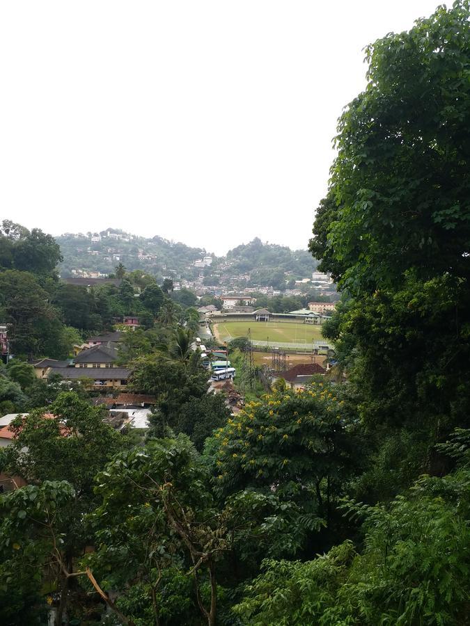 Kandy Dilruk Homestay Dış mekan fotoğraf